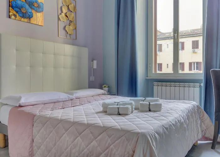 Claudia House Termini 2* ローマ