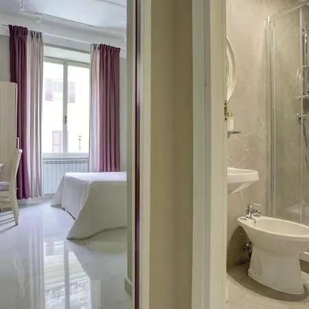 فندق مبيت وإفطار Claudia House Termini 2*