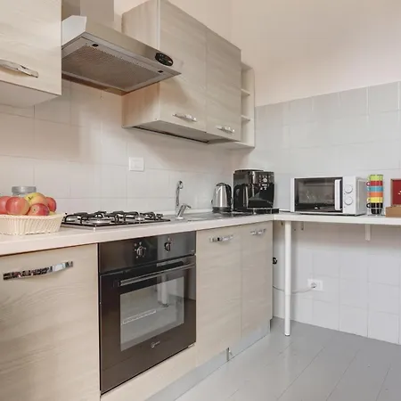 فندق مبيت وإفطار Claudia House Termini روما