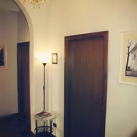 فندق مبيت وإفطار Claudia House Termini روما