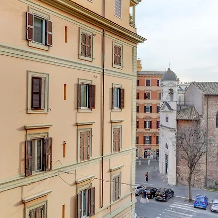 Claudia House Termini Рим